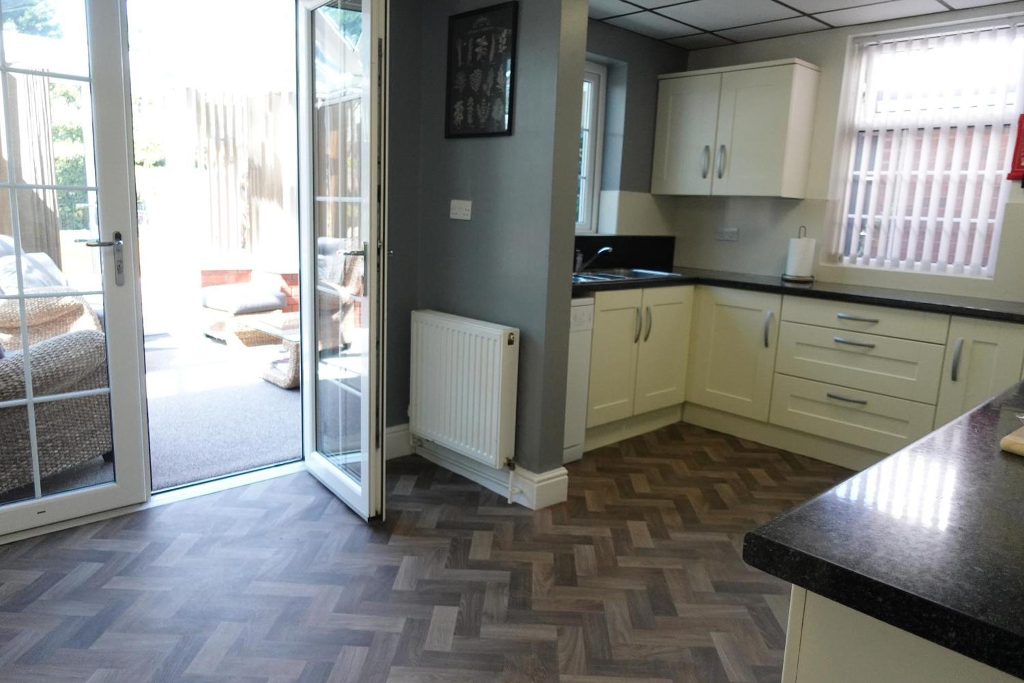 Huge 9 Bed Property Sleeps 17, Near Nec, City Centre, Hs2 Birmingham Ngoại thất bức ảnh
