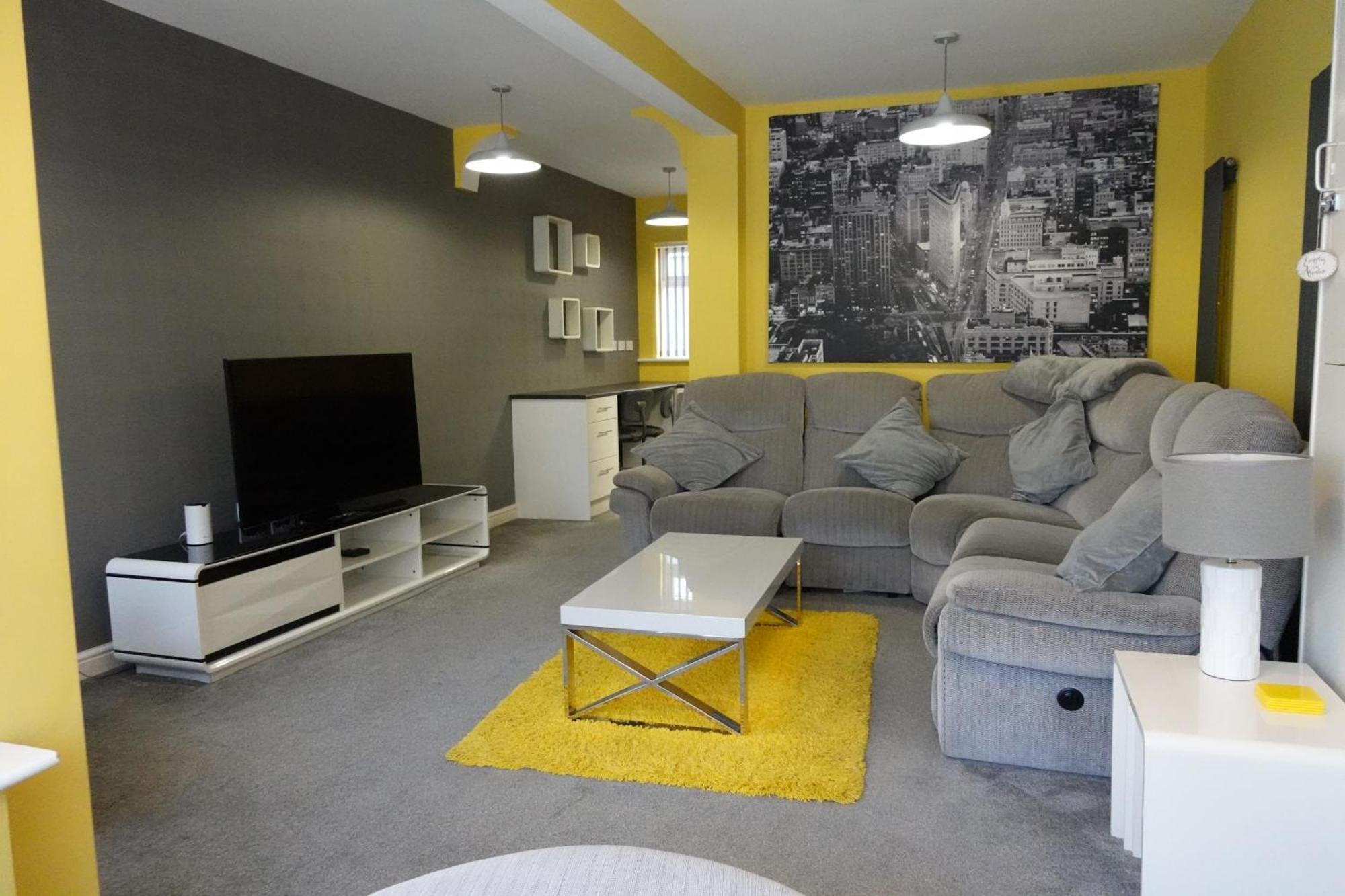 Huge 9 Bed Property Sleeps 17, Near Nec, City Centre, Hs2 Birmingham Ngoại thất bức ảnh