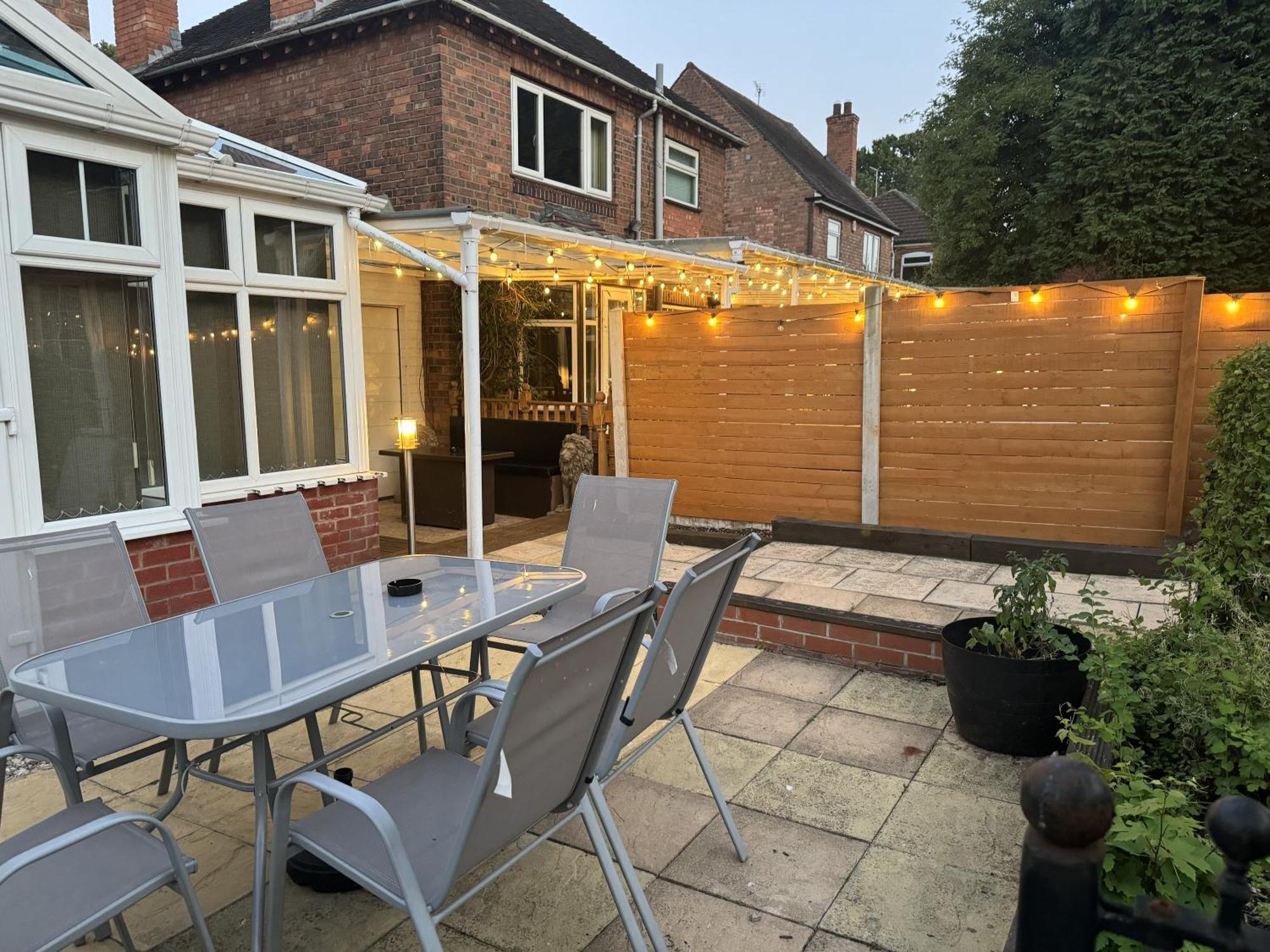 Huge 9 Bed Property Sleeps 17, Near Nec, City Centre, Hs2 Birmingham Ngoại thất bức ảnh