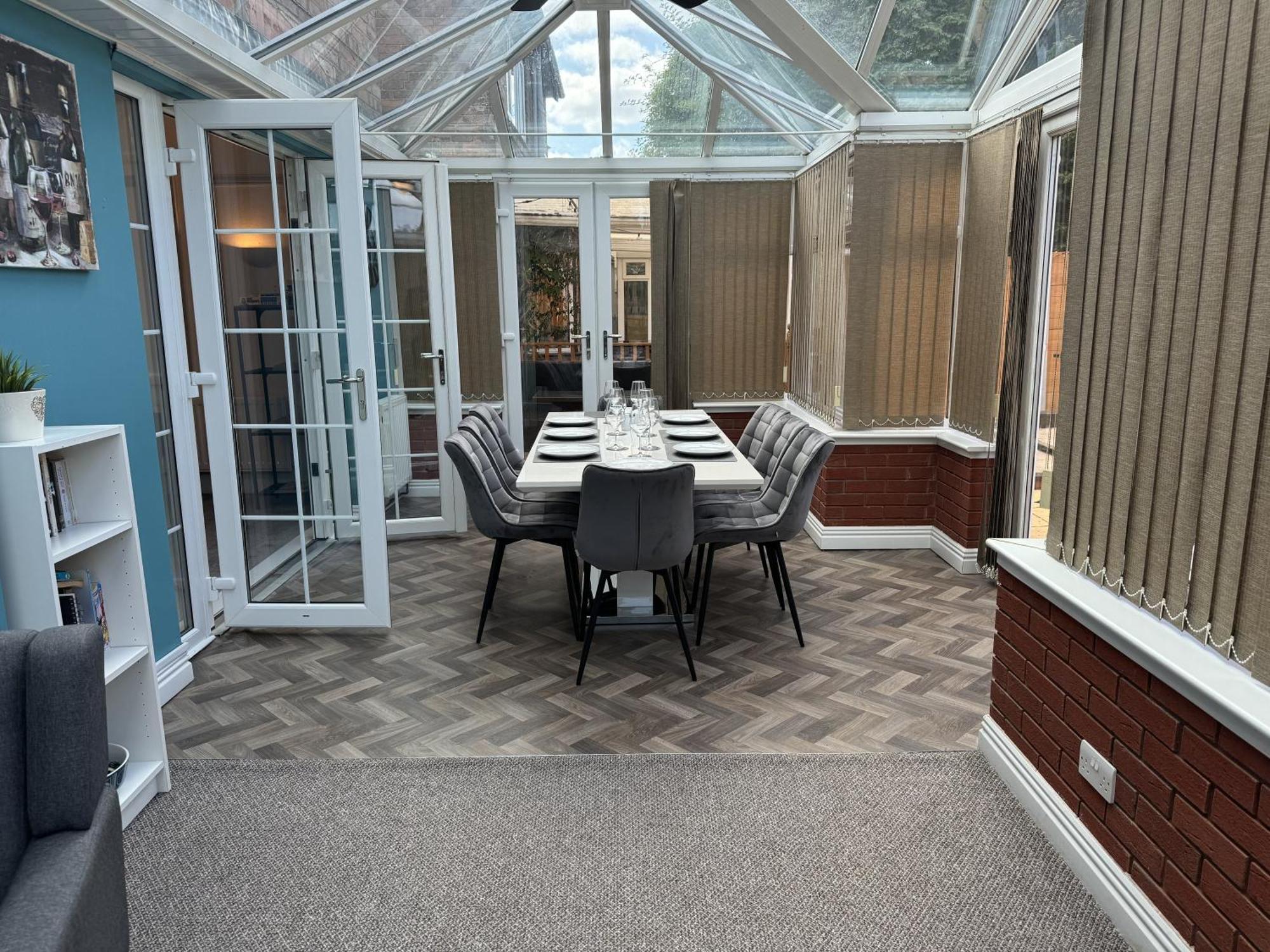 Huge 9 Bed Property Sleeps 17, Near Nec, City Centre, Hs2 Birmingham Ngoại thất bức ảnh